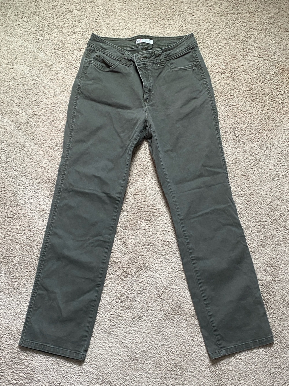 Lee Classic Fit Straight Leg Pants, Dark Khaki Green, Size 10